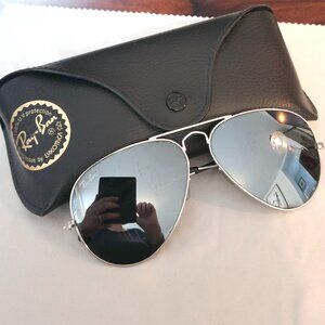 Silver Mirror Ray-Ban Aviator Sunglasses